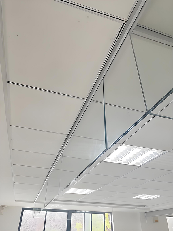 东乡玻璃东乡挡烟垂壁