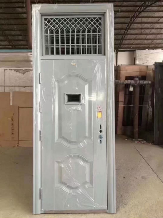 东乡学校教室门