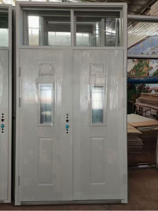 东乡学校教室门