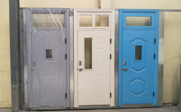 东乡学校教室门