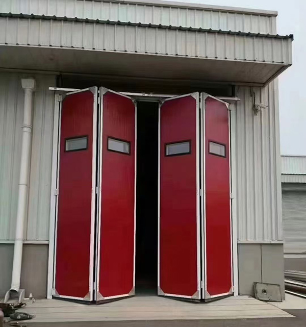 东乡工业折叠门在大型装配车间出入口的应用实例