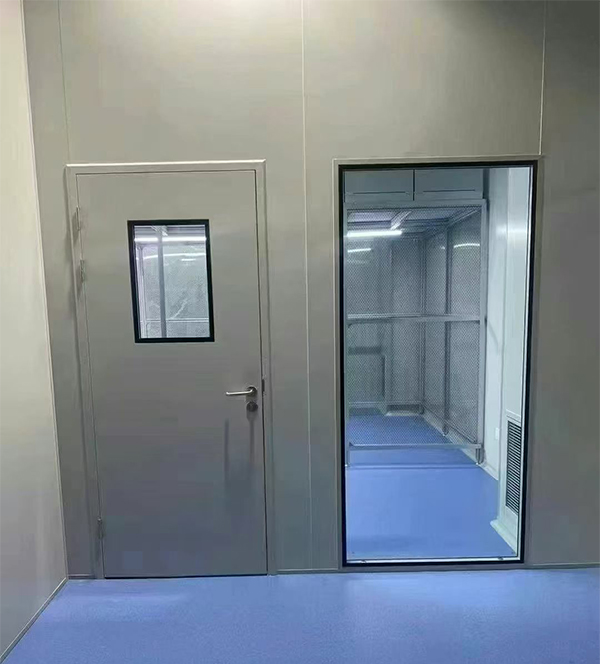 学校教学楼完成东乡防火门标准化安装